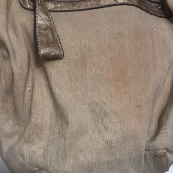 Guess Purse - Picture 5 of 8